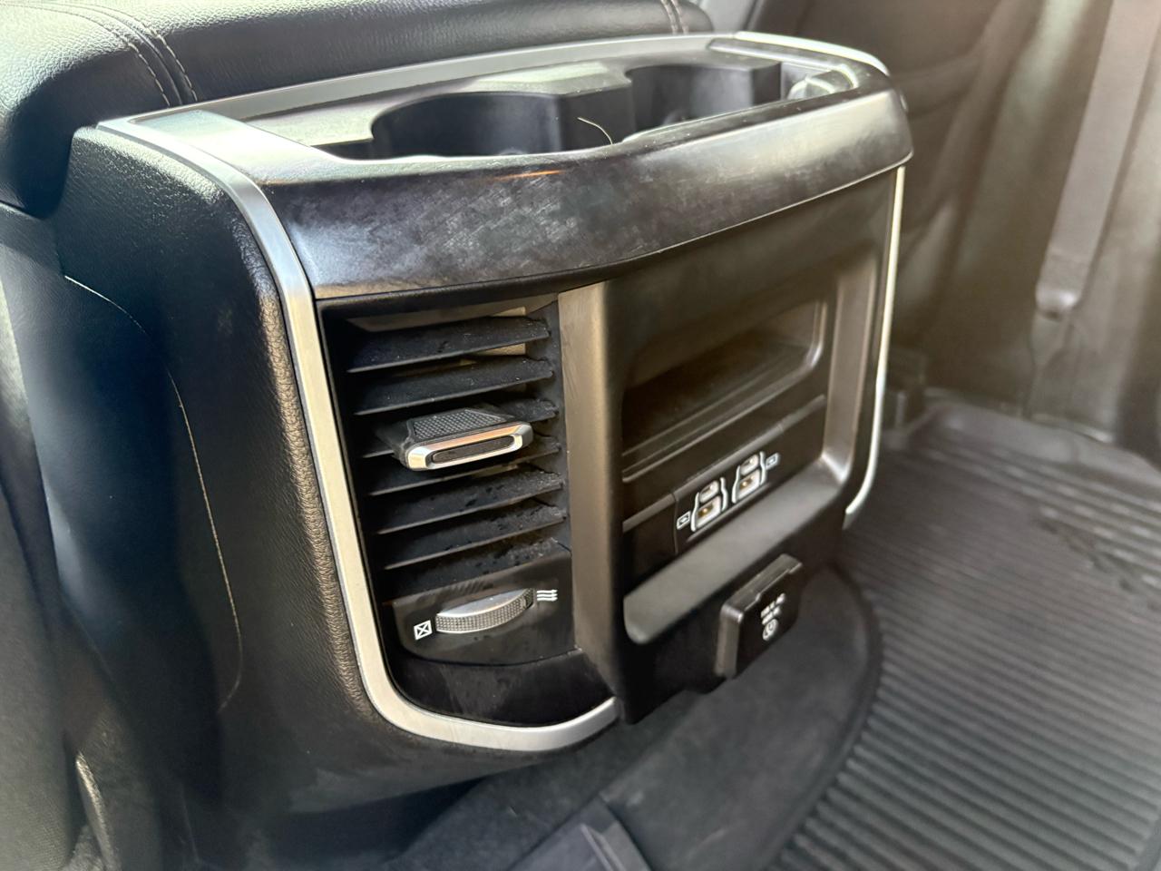 RAM 1500 Big Horn 4x4 Quad Cab 6'4" Box 2022