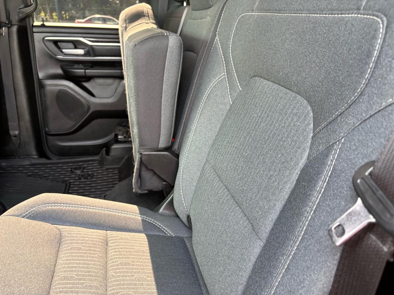 RAM 1500 Big Horn 4x4 Quad Cab 6'4" Box 2022