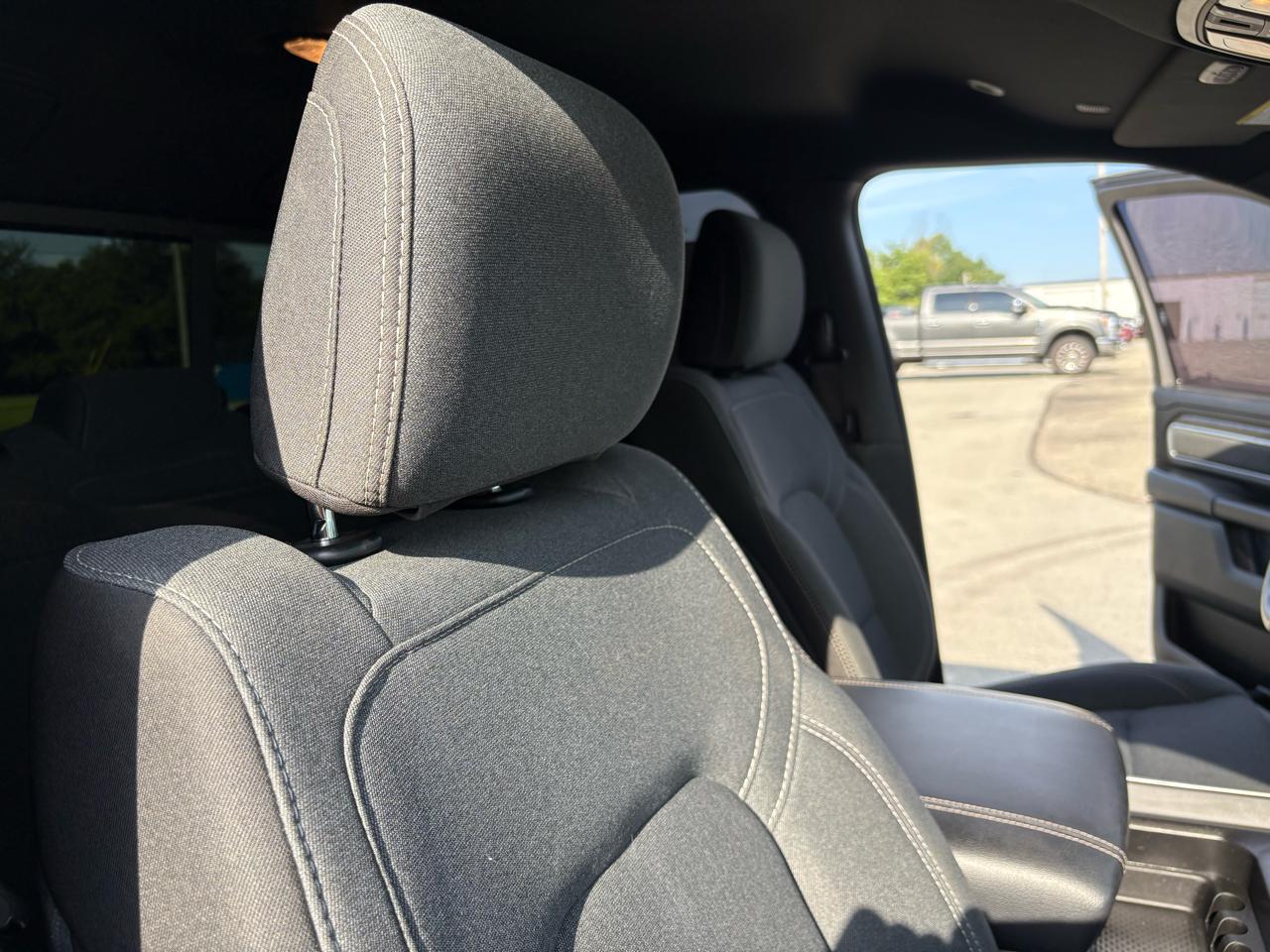 RAM 1500 Big Horn 4x4 Quad Cab 6'4" Box 2022