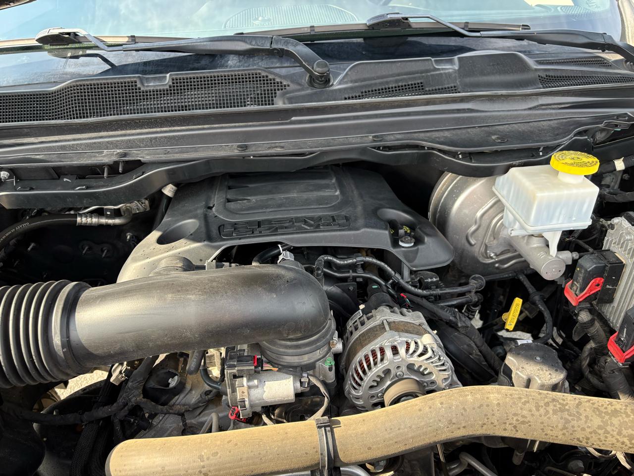 RAM 1500 Big Horn 4x4 Quad Cab 6'4" Box 2022