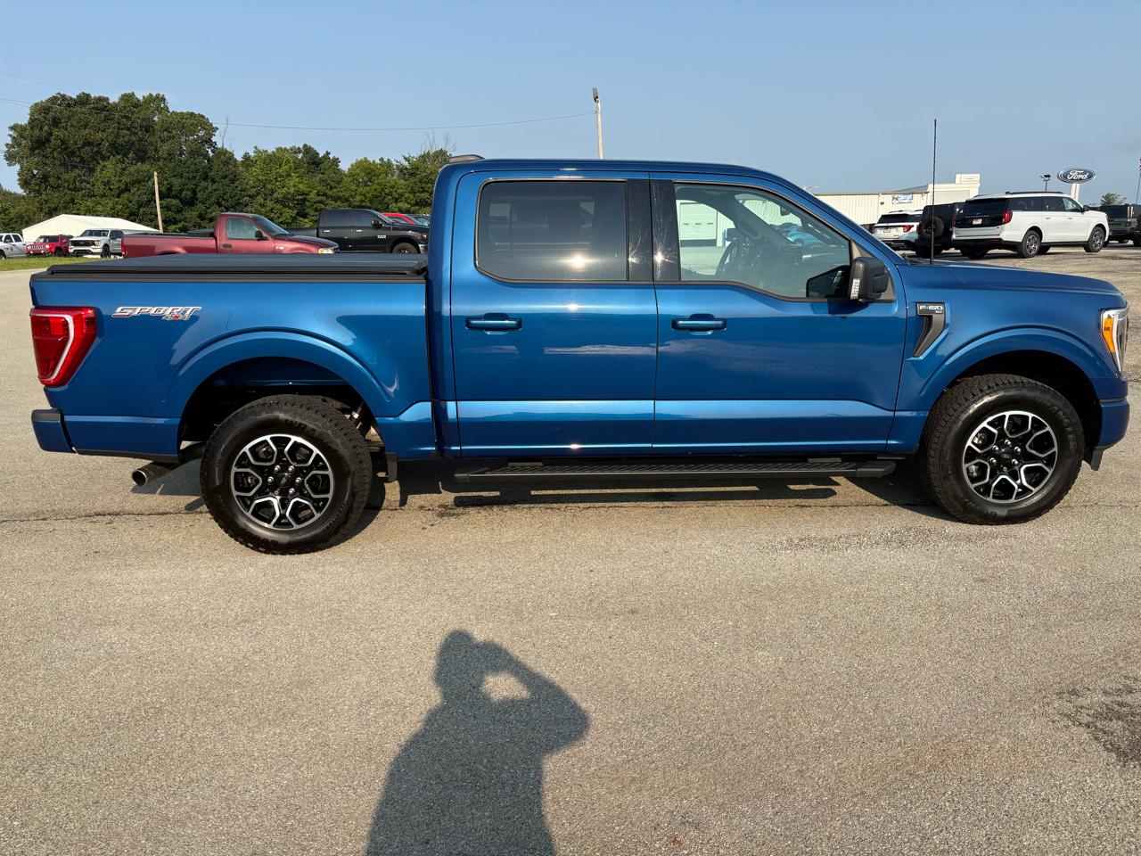 Ford F-150 4WD SuperCrew 145" XLT 2023