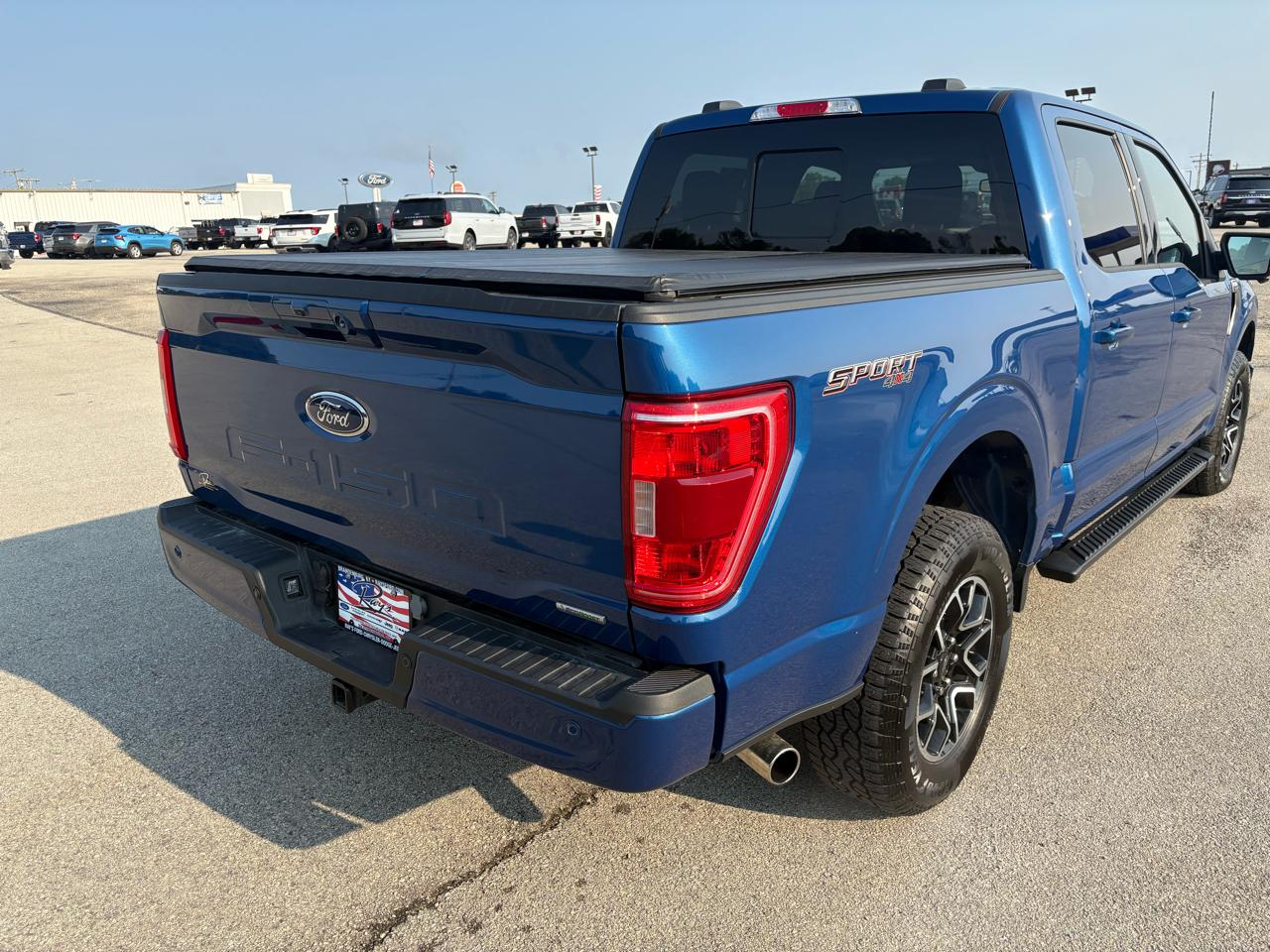 Ford F-150 4WD SuperCrew 145" XLT 2023