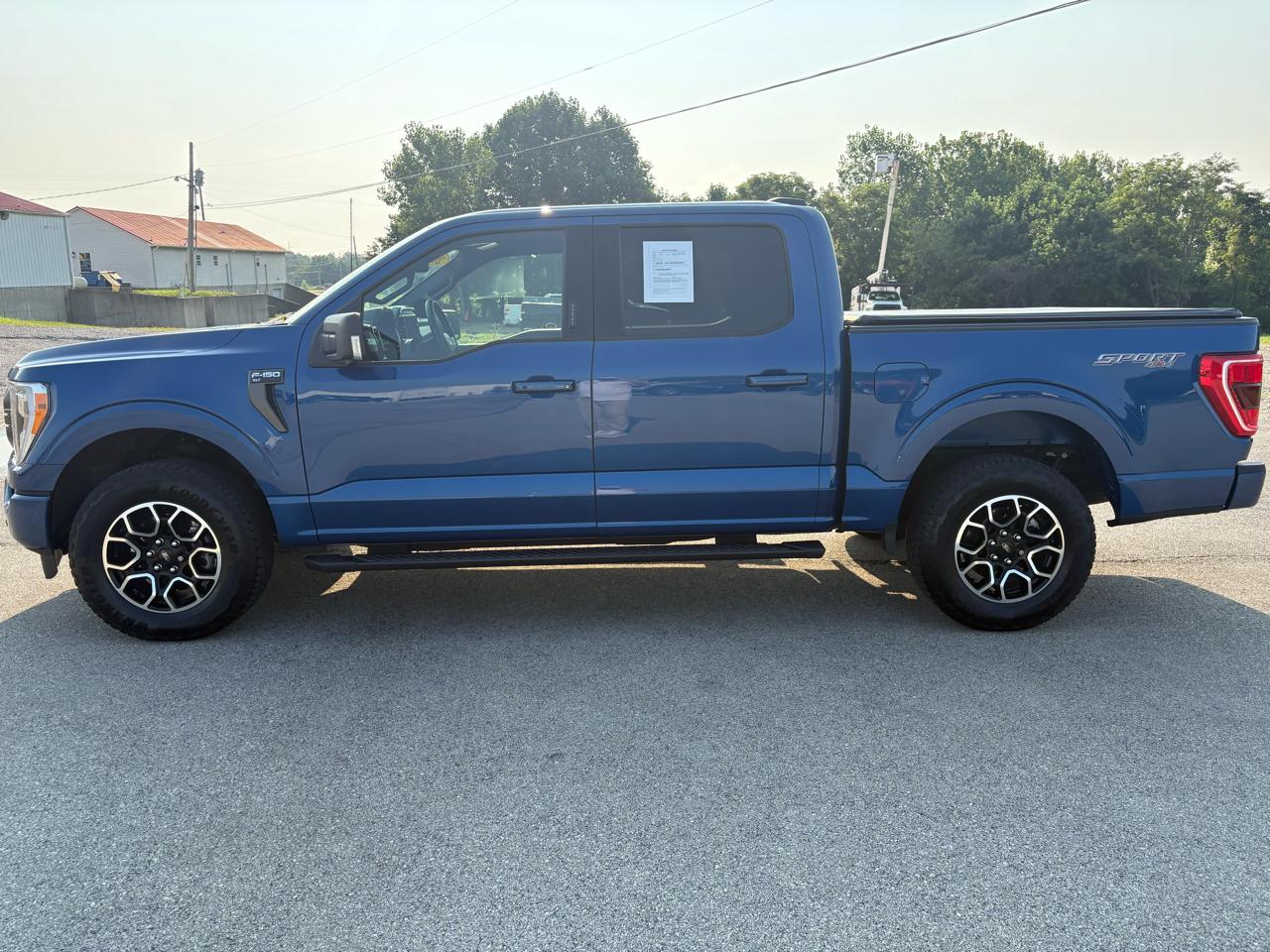 Ford F-150 4WD SuperCrew 145" XLT 2023