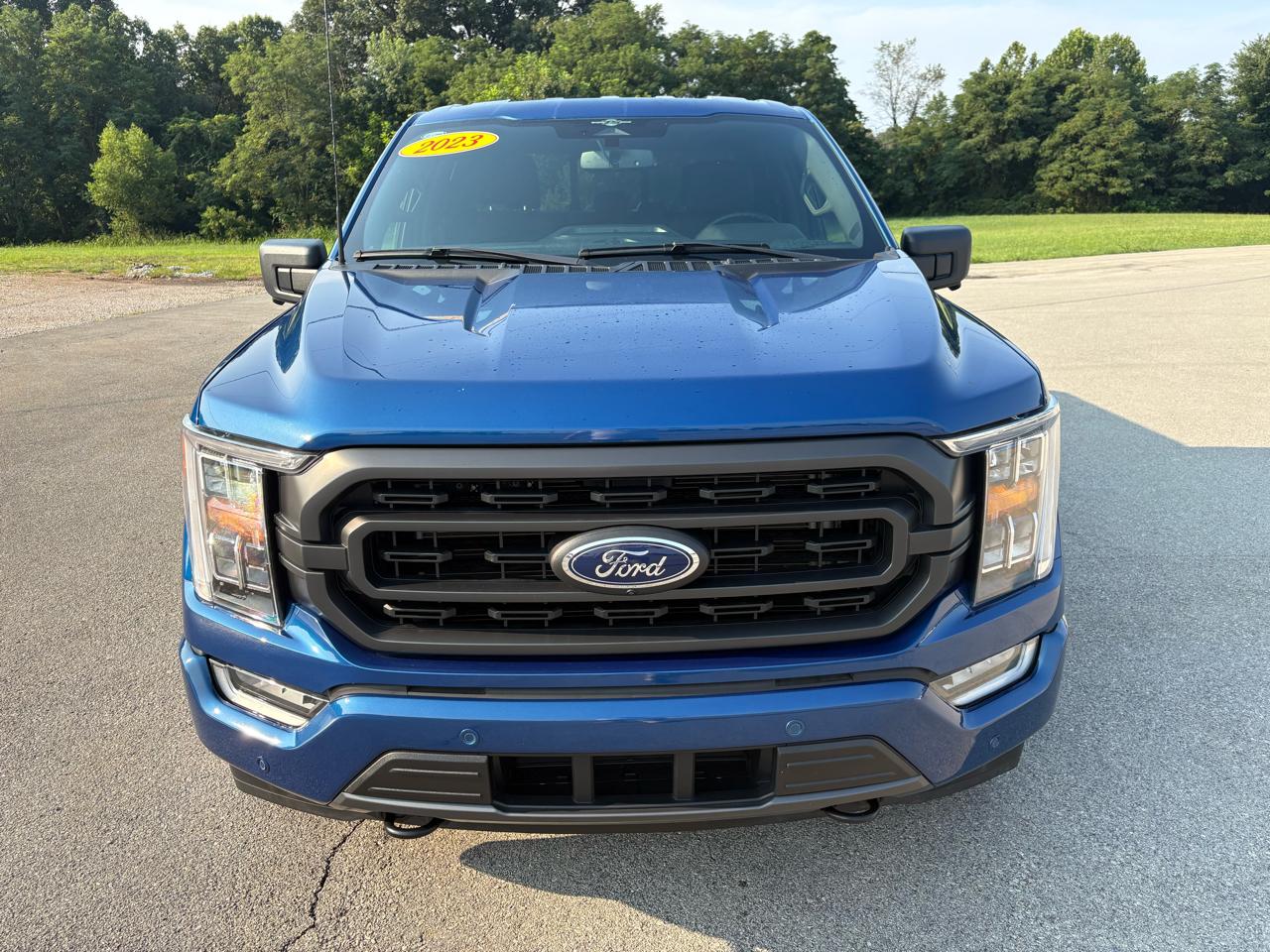 Ford F-150 4WD SuperCrew 145" XLT 2023