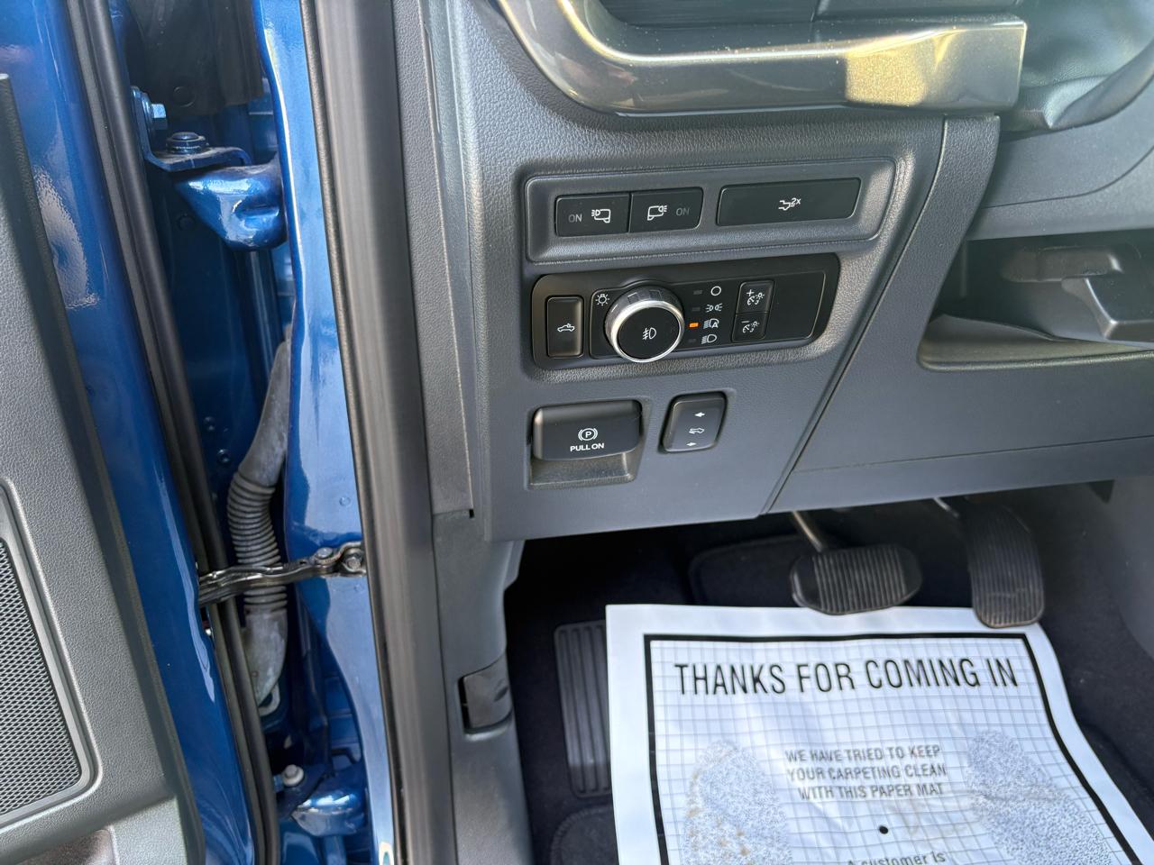 Ford F-150 4WD SuperCrew 145" XLT 2023