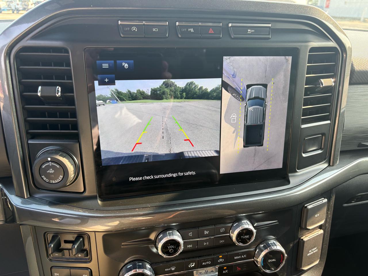 Ford F-150 4WD SuperCrew 145" XLT 2023