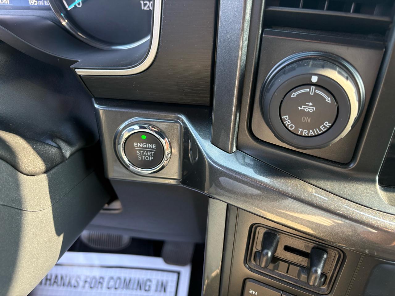 Ford F-150 4WD SuperCrew 145" XLT 2023