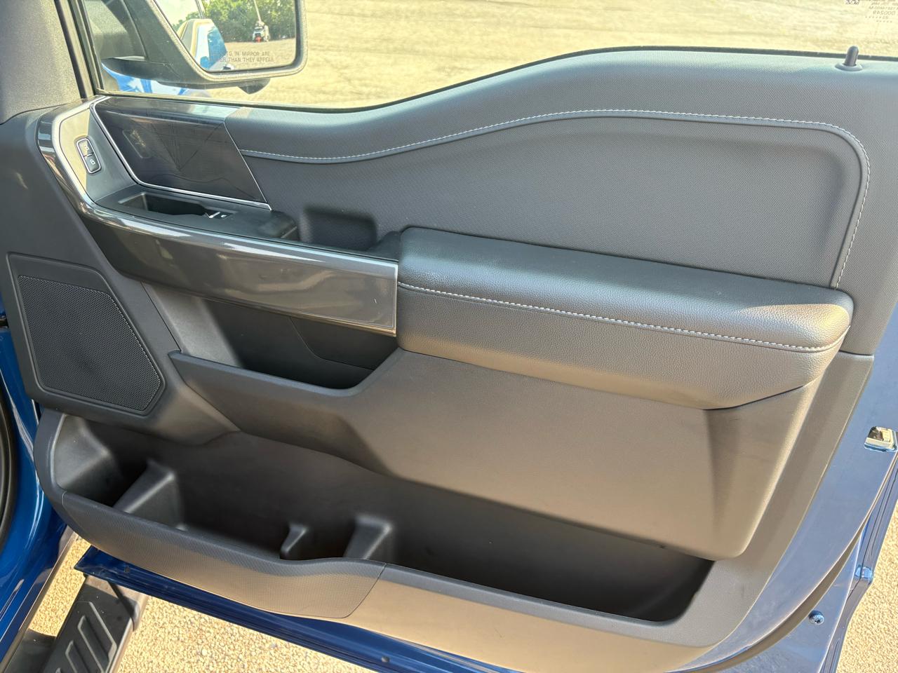 Ford F-150 4WD SuperCrew 145" XLT 2023