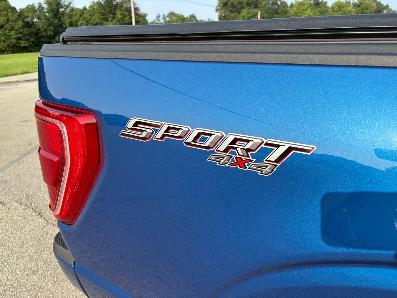 Ford F-150 4WD SuperCrew 145" XLT 2023