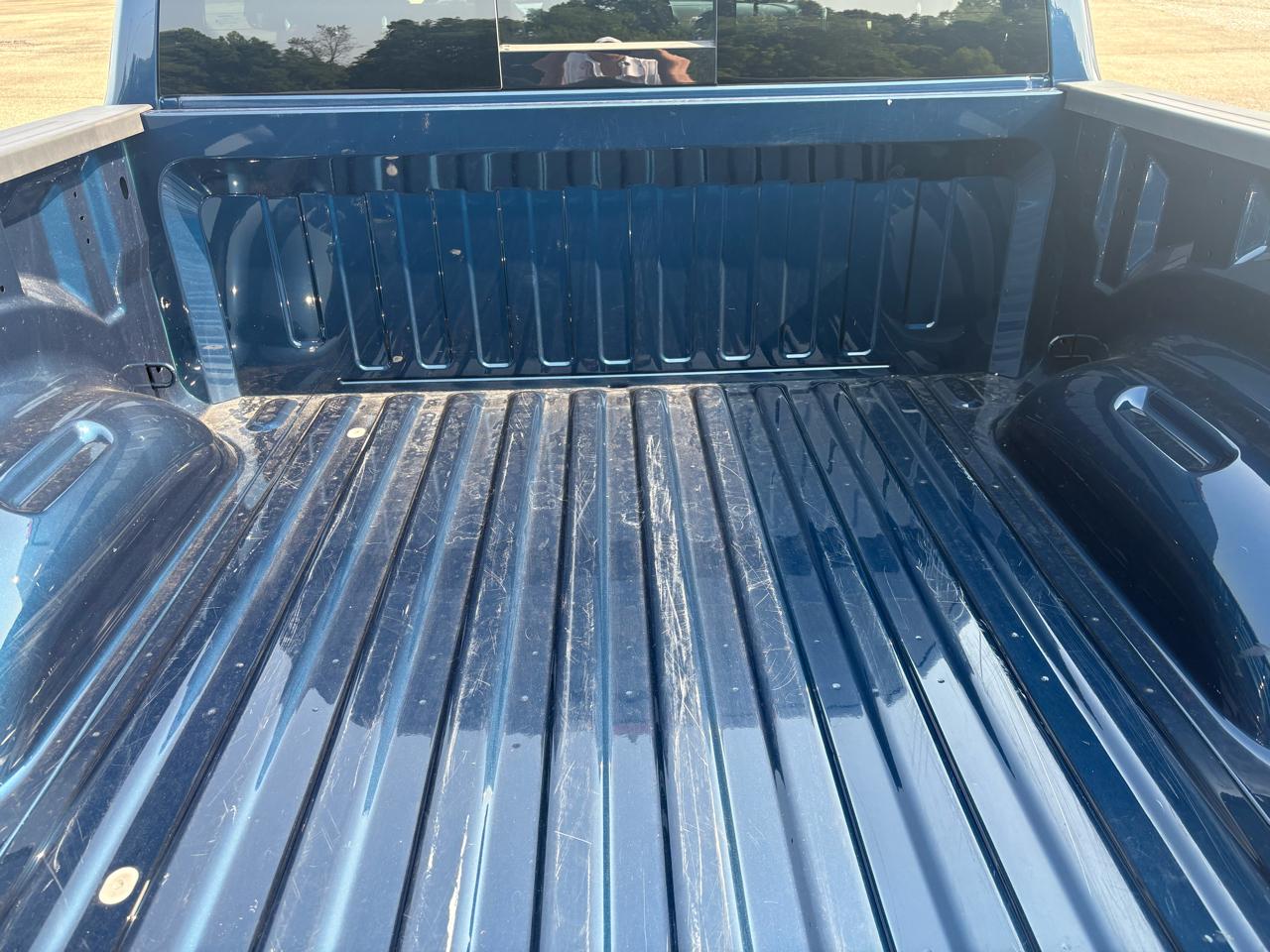 RAM 1500 Big Horn 4x4 Crew Cab 5'7" Box 2023