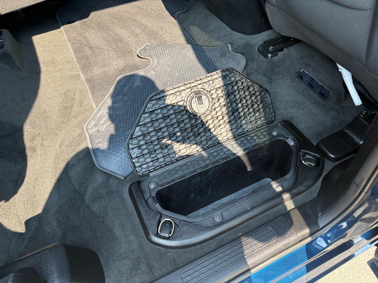 RAM 1500 Big Horn 4x4 Crew Cab 5'7" Box 2023