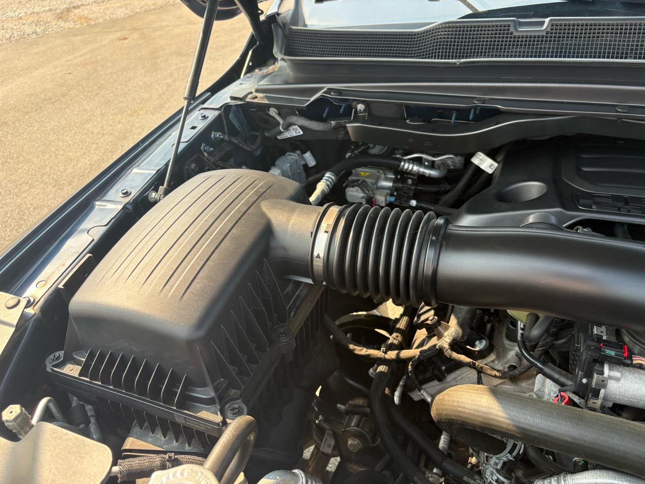 RAM 1500 Big Horn 4x4 Crew Cab 5'7" Box 2023