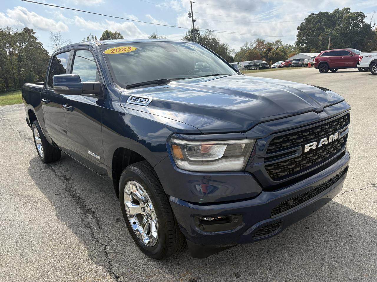RAM 1500 Big Horn 4x4 Crew Cab 5'7" Box 2023