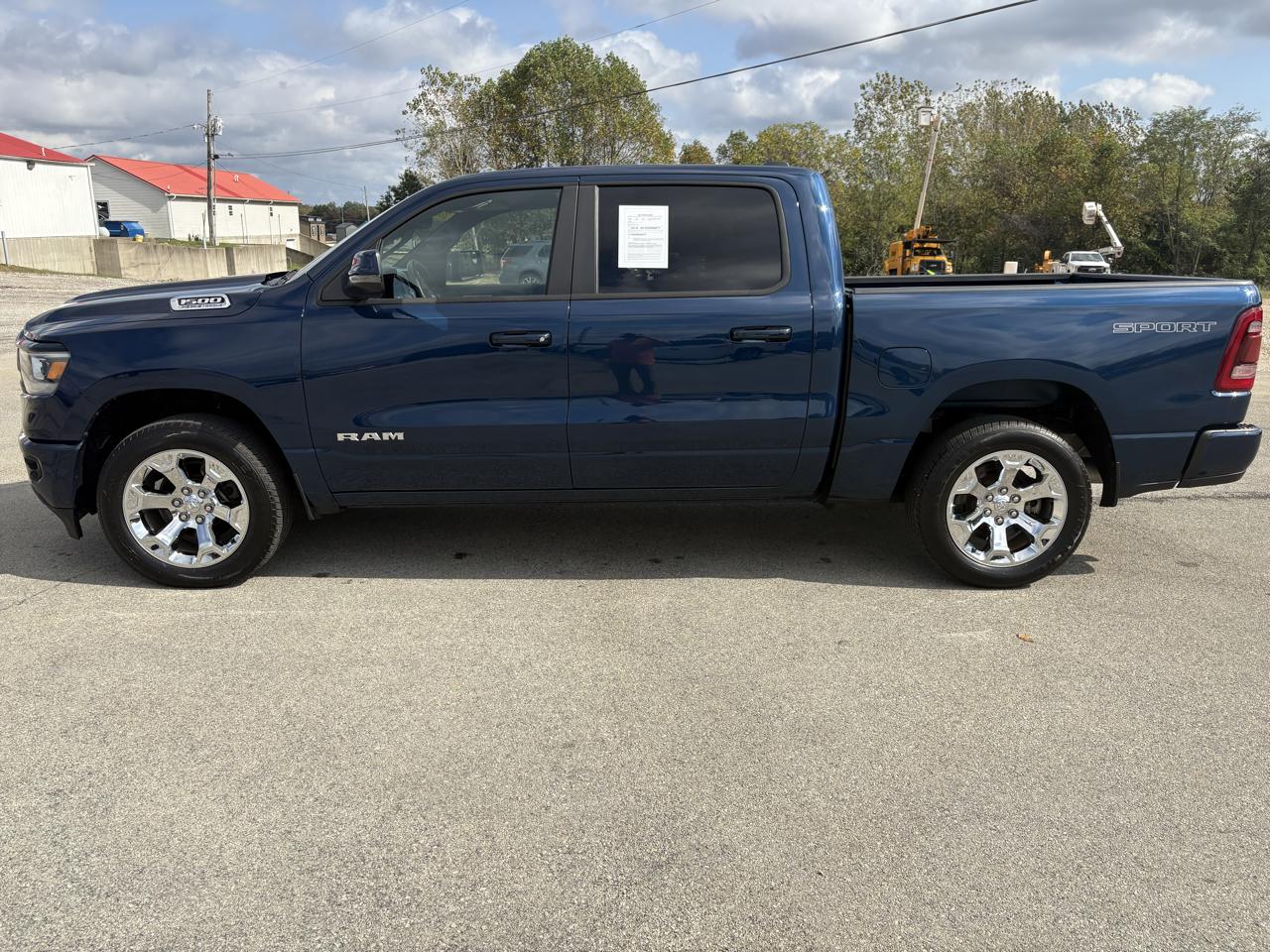 RAM 1500 Big Horn 4x4 Crew Cab 5'7" Box 2023