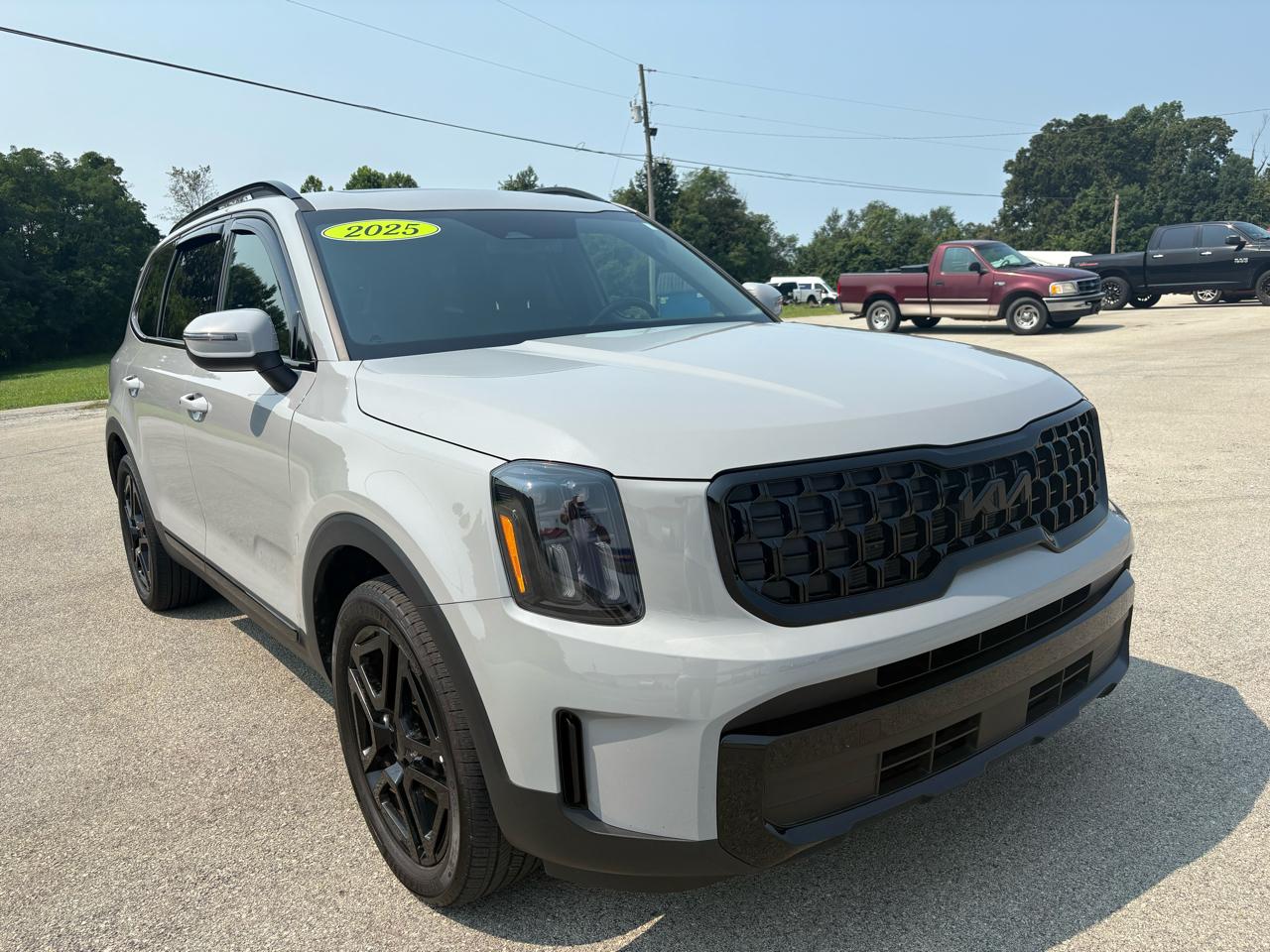 Kia Telluride EX X-Line AWD 2025