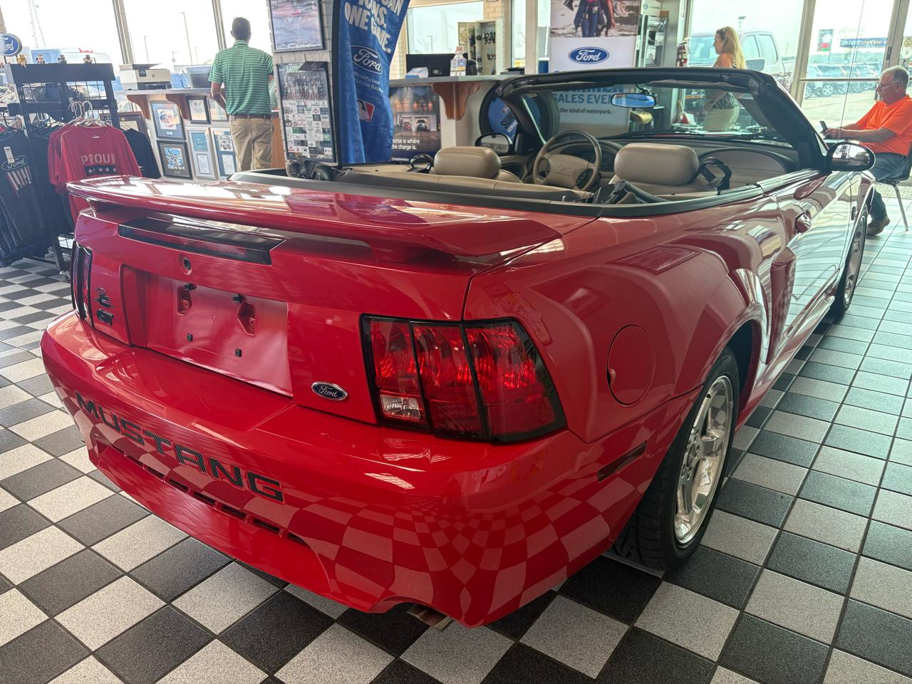 Ford Mustang 2dr Conv GT Deluxe 2004