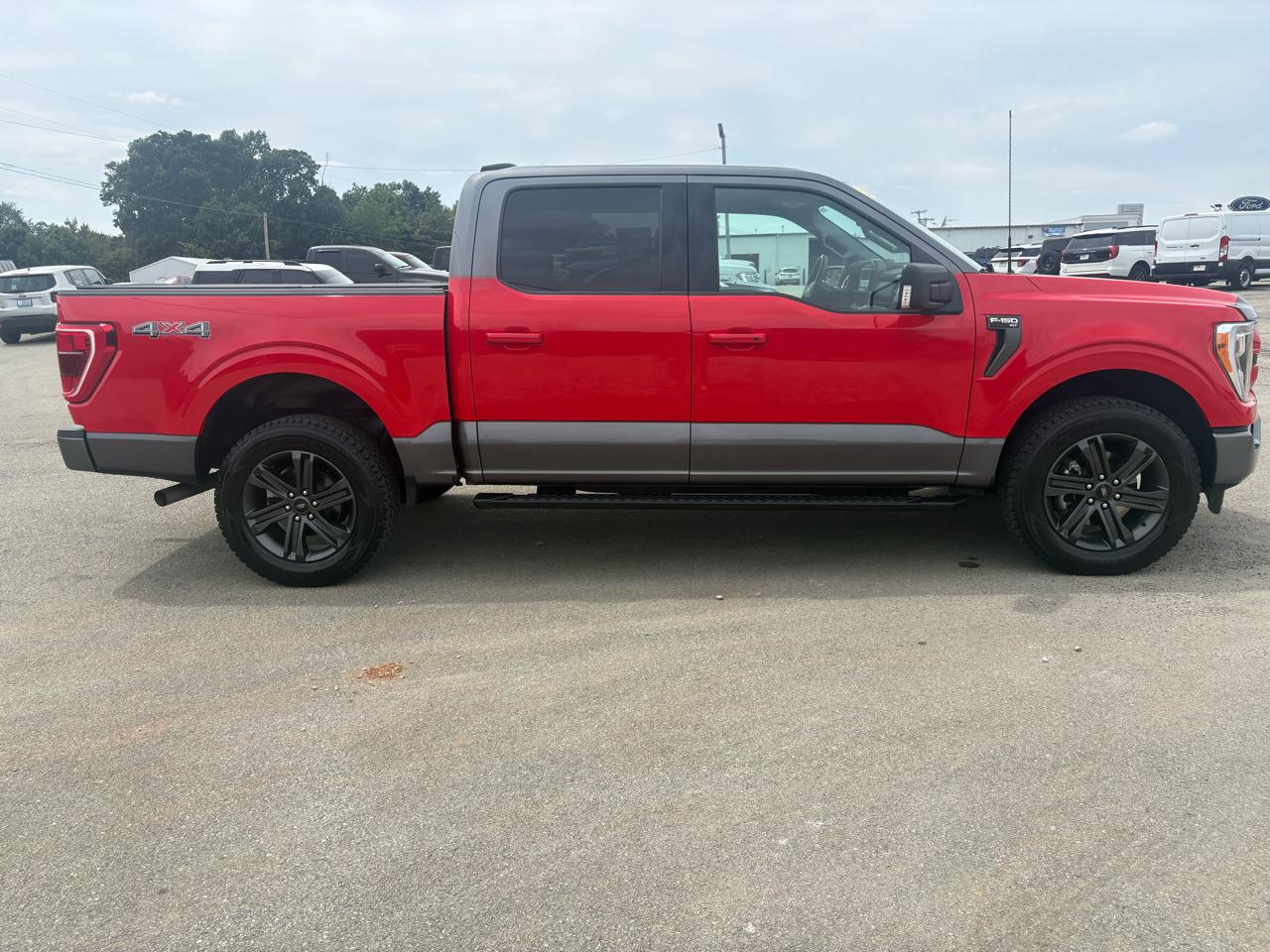 Ford F-150 4WD SuperCrew 145" XLT 2023