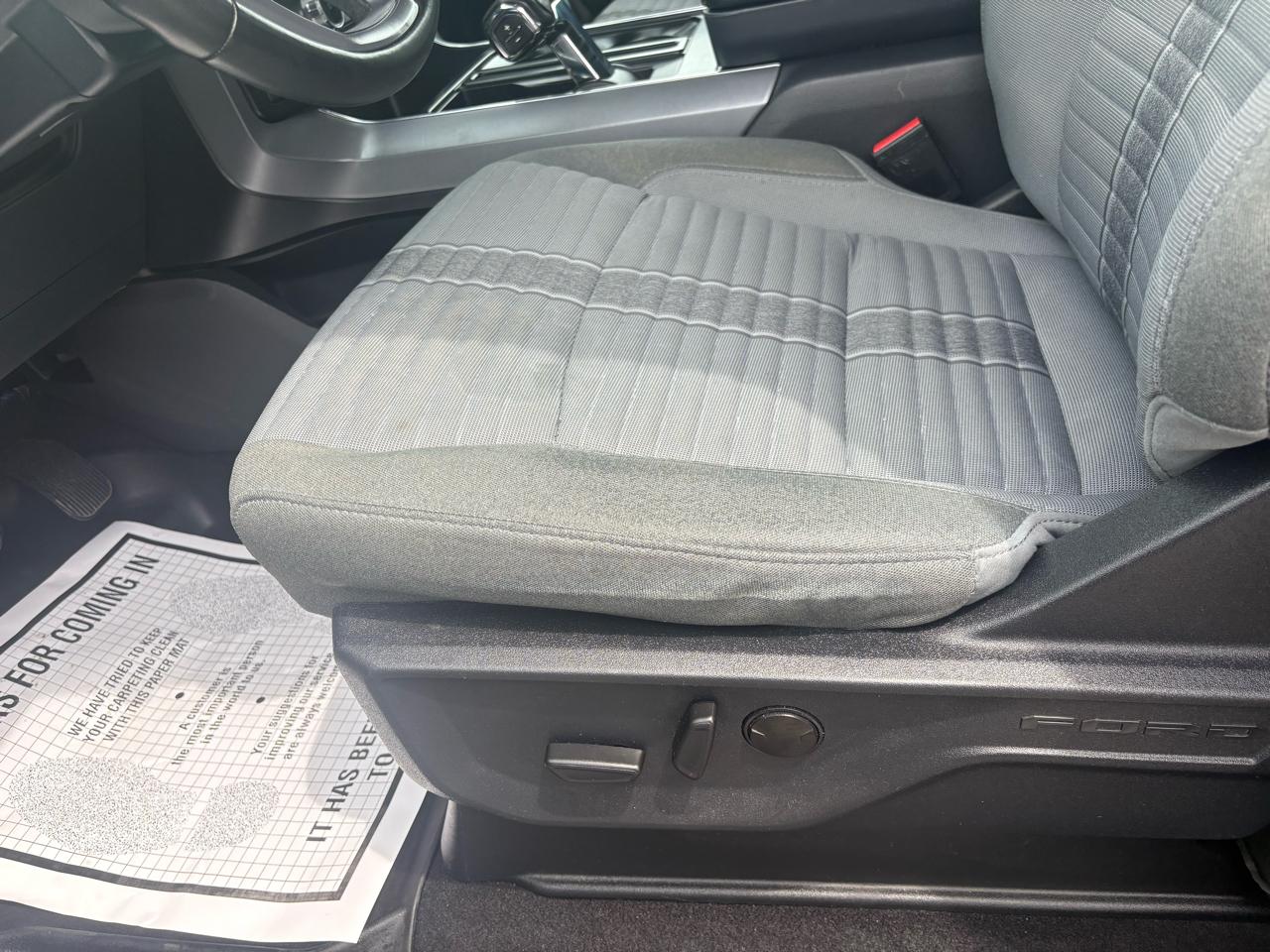 Ford F-150 4WD SuperCrew 145" XLT 2023