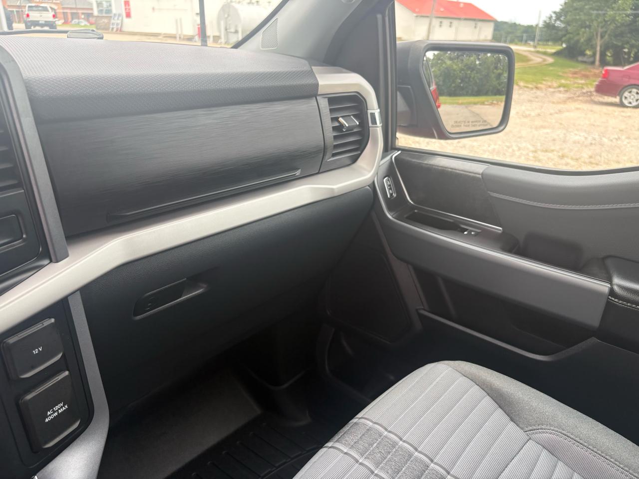 Ford F-150 4WD SuperCrew 145" XLT 2023