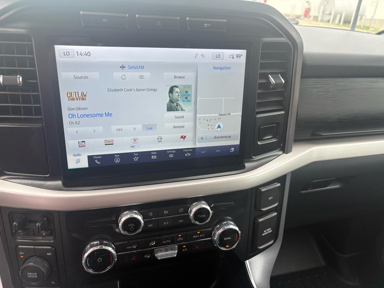 Ford F-150 4WD SuperCrew 145" XLT 2023