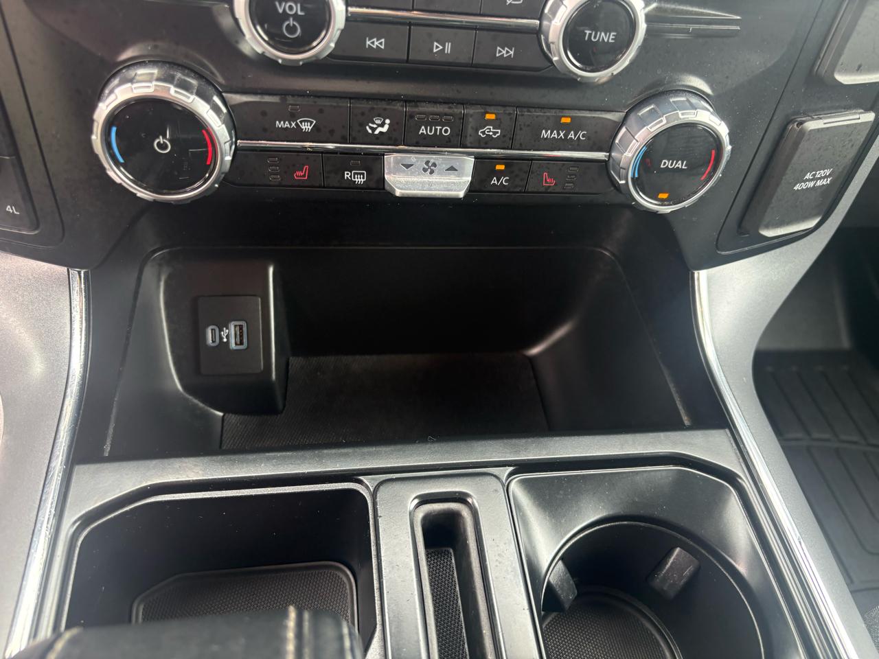 Ford F-150 4WD SuperCrew 145" XLT 2023