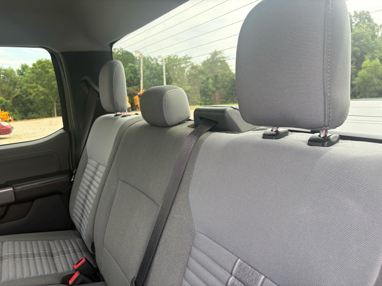 Ford F-150 4WD SuperCrew 145" XLT 2023