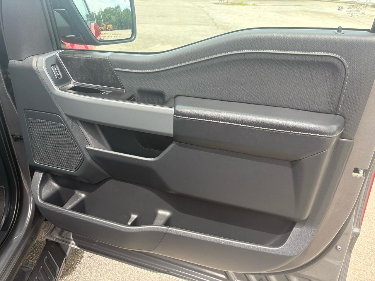 Ford F-150 4WD SuperCrew 145" XLT 2023