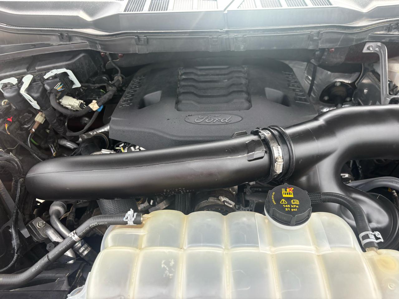 Ford F-150 4WD SuperCrew 145" XLT 2023
