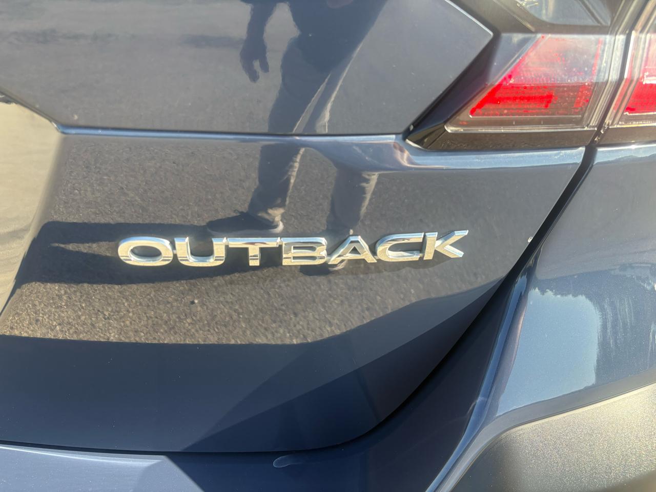 Subaru Outback Premium CVT 2023