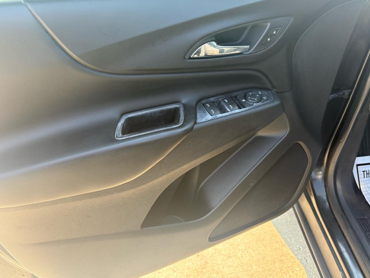 Chevrolet Equinox AWD 4dr LT w/1LT 2018