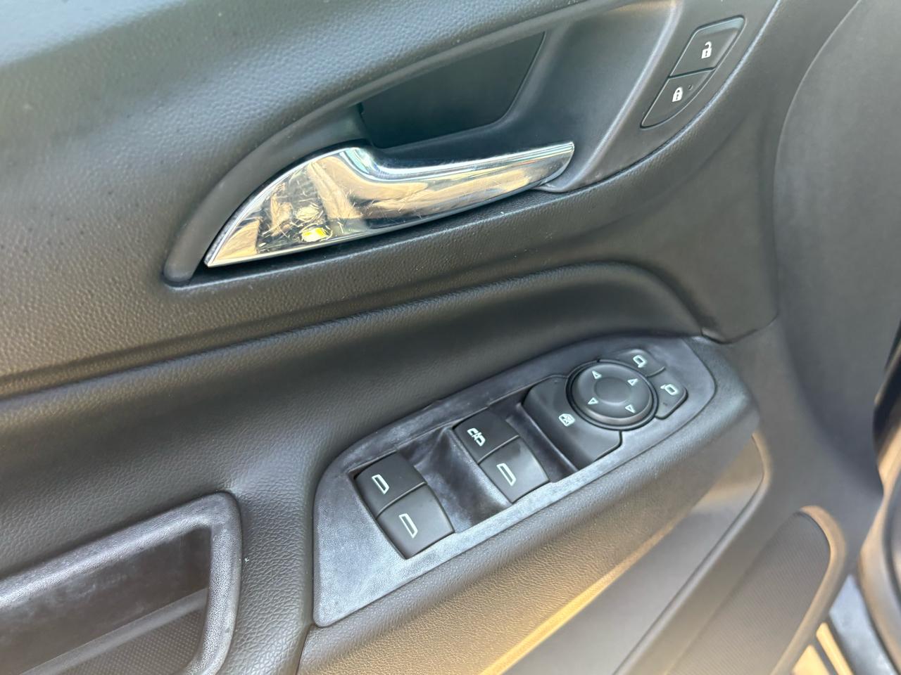 Chevrolet Equinox AWD 4dr LT w/1LT 2018