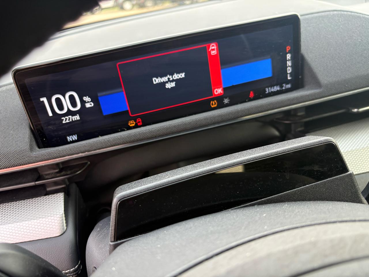Ford Mustang Mach-E Select AWD 2023