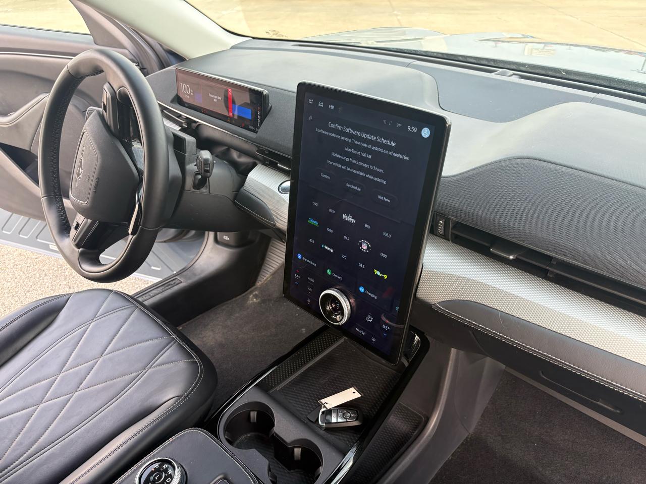 Ford Mustang Mach-E Select AWD 2023