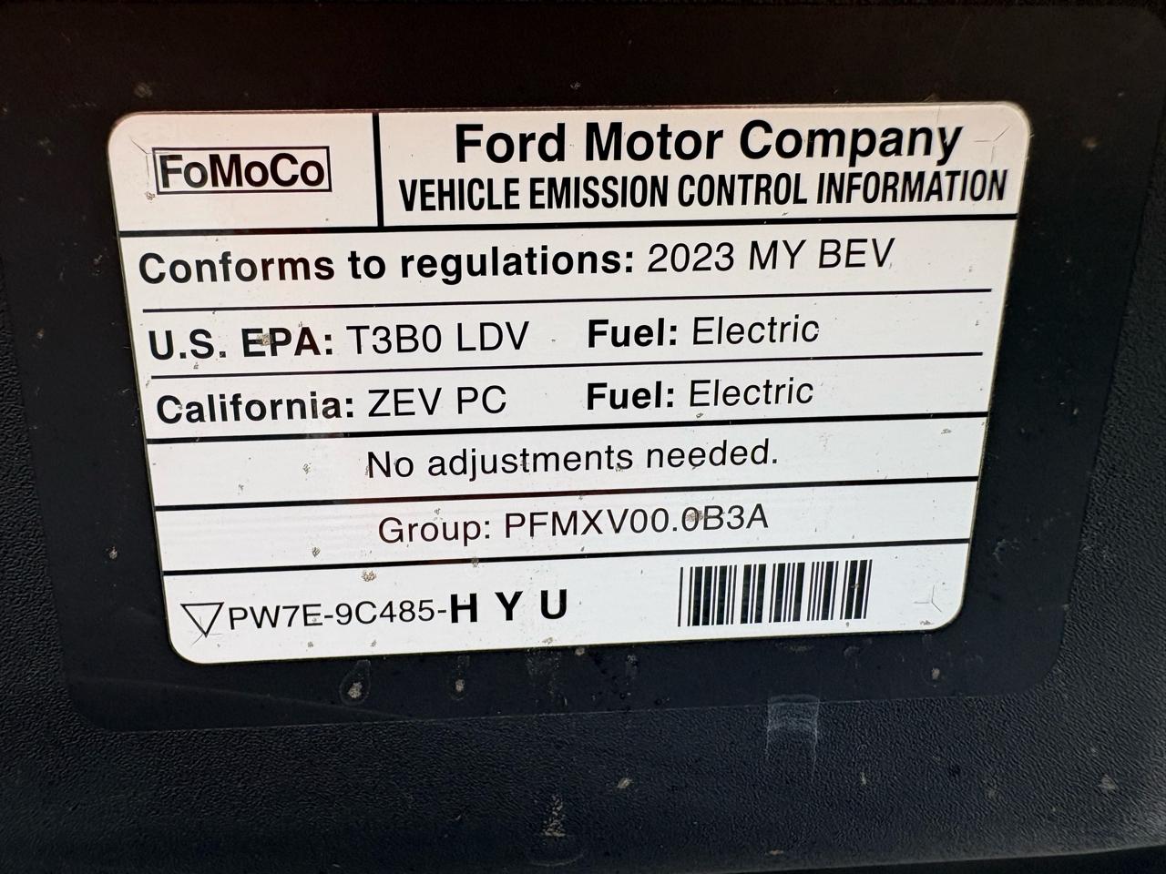 Ford Mustang Mach-E Select AWD 2023