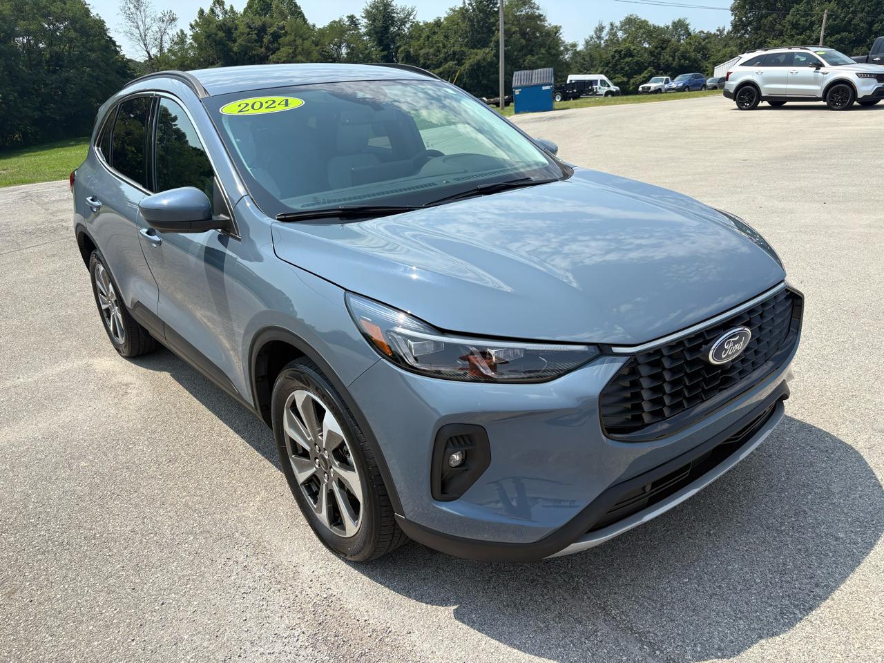 Ford Escape Platinum AWD 2024