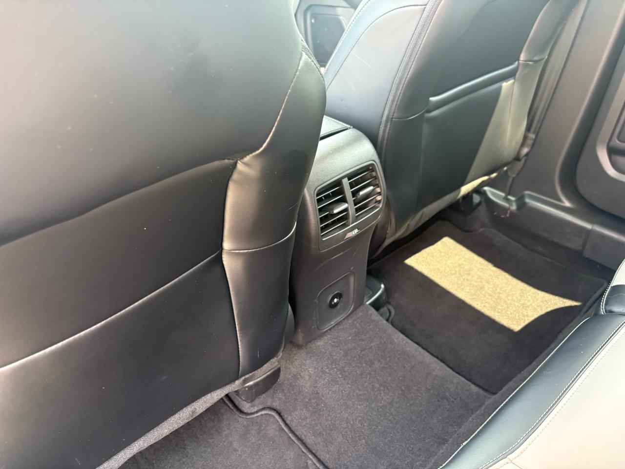Ford Escape Platinum AWD 2024