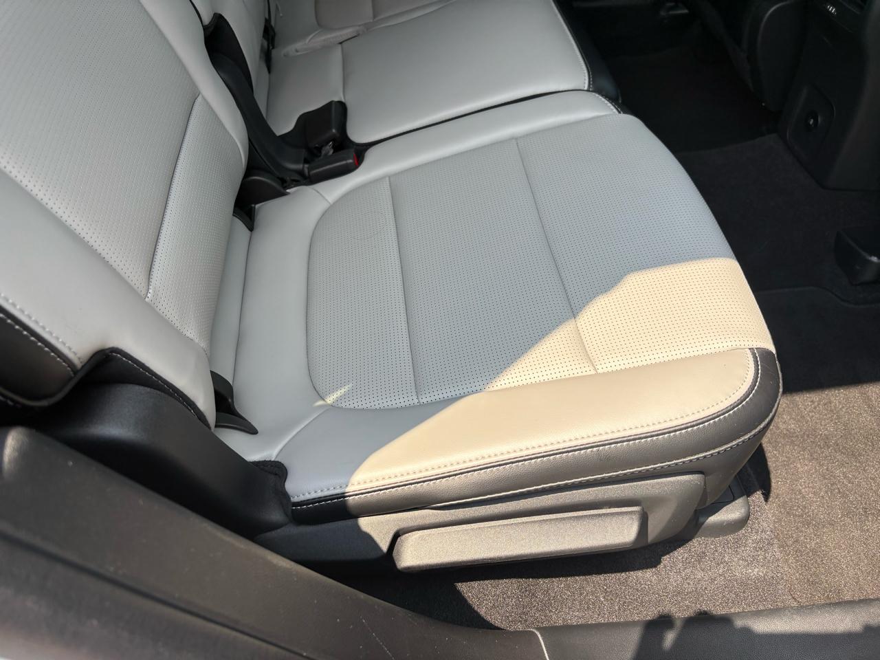 Ford Escape Platinum AWD 2024