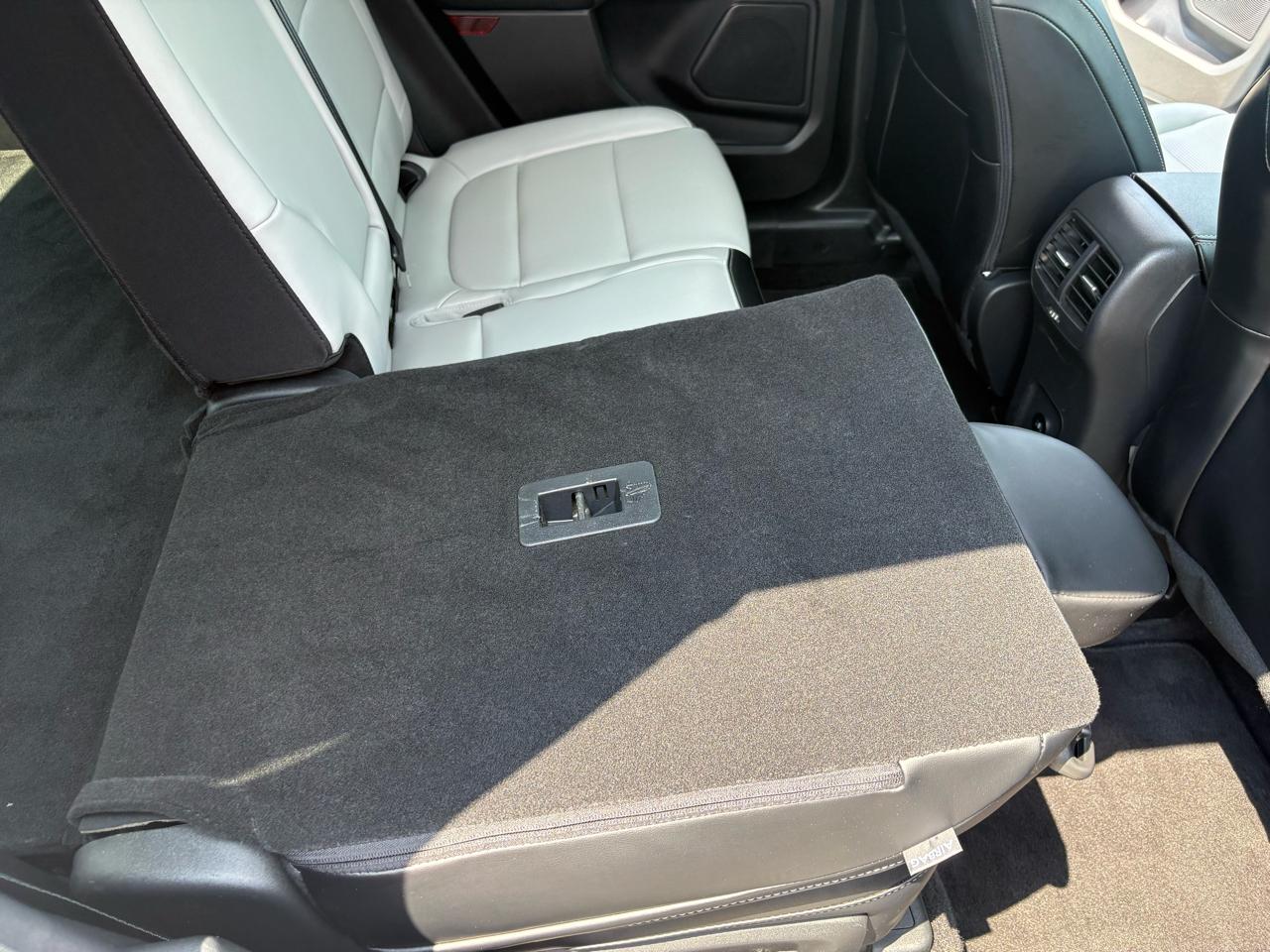 Ford Escape Platinum AWD 2024