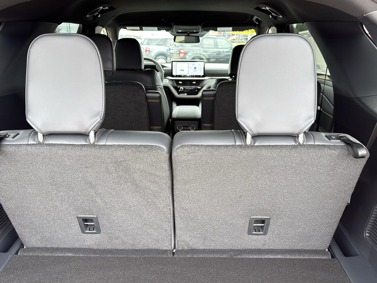 Ford Explorer Tremor 4WD 2026