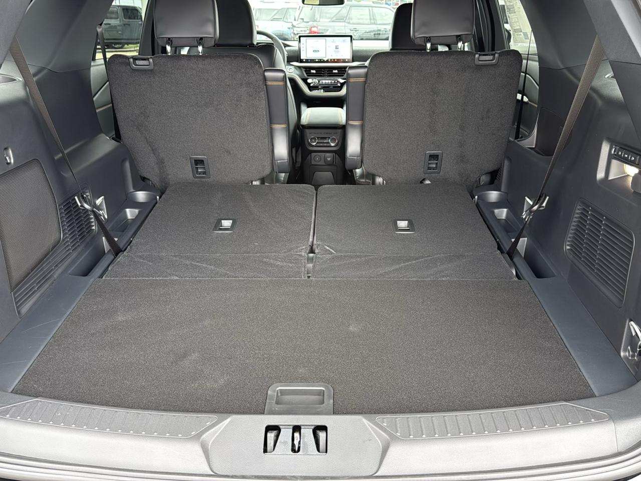 Ford Explorer Tremor 4WD 2026