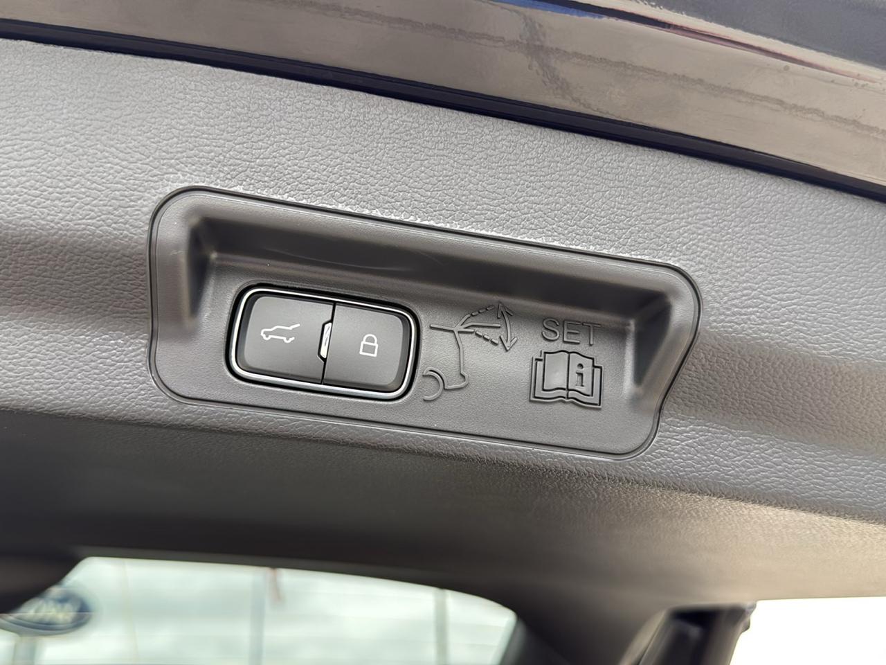 Ford Explorer Tremor 4WD 2026