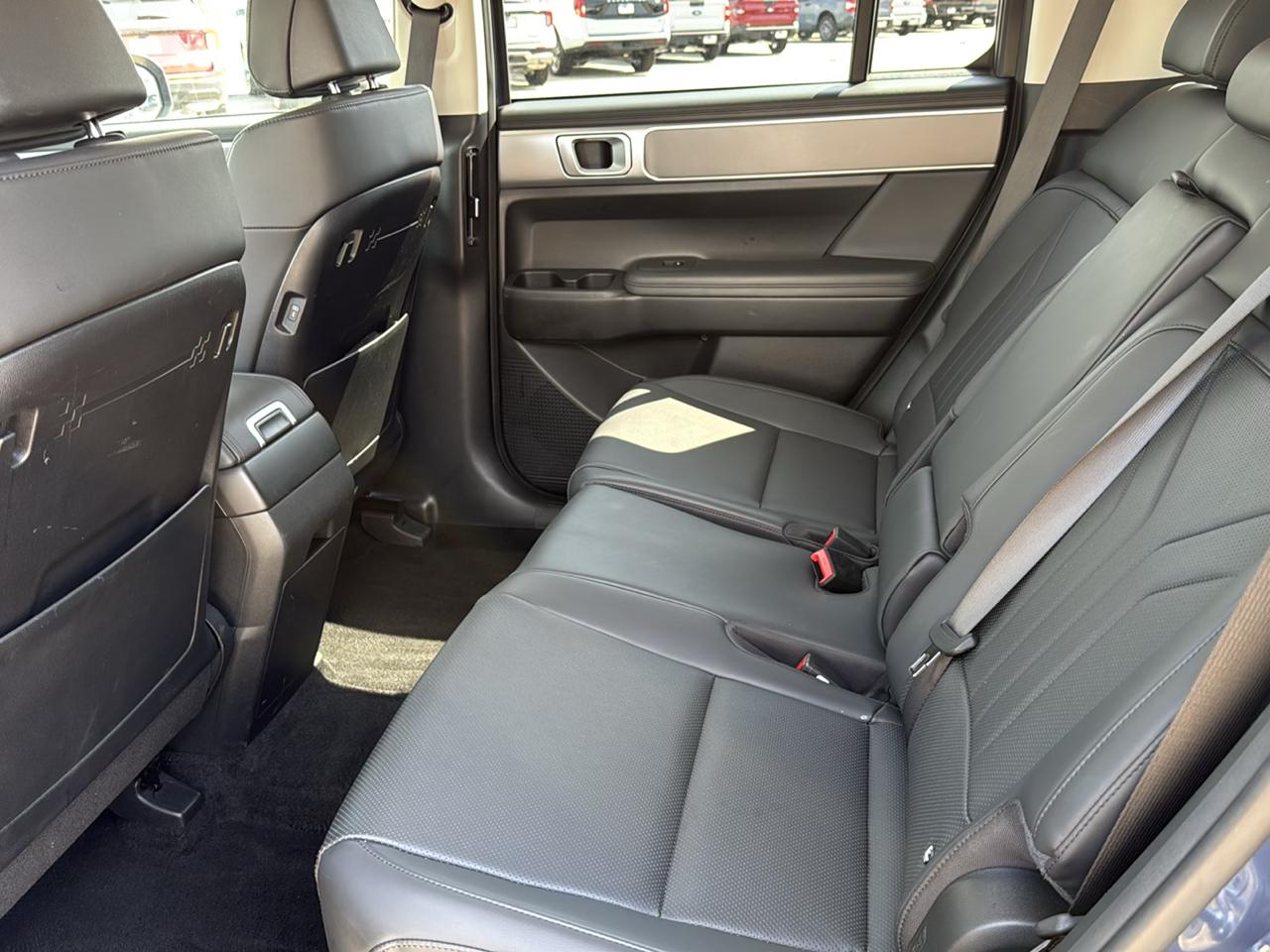 Hyundai Santa Fe SEL FWD 2026
