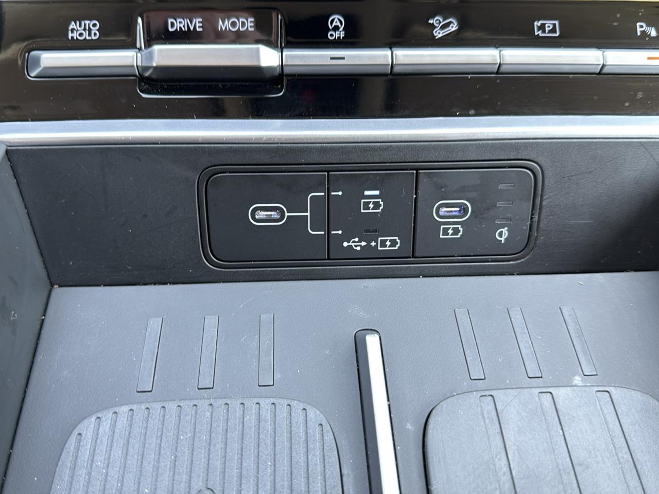 Hyundai Santa Fe SEL FWD 2026