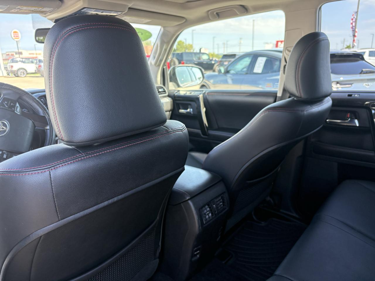 Toyota 4Runner 4WD 4dr V6 Trail Premium (Natl) 2015