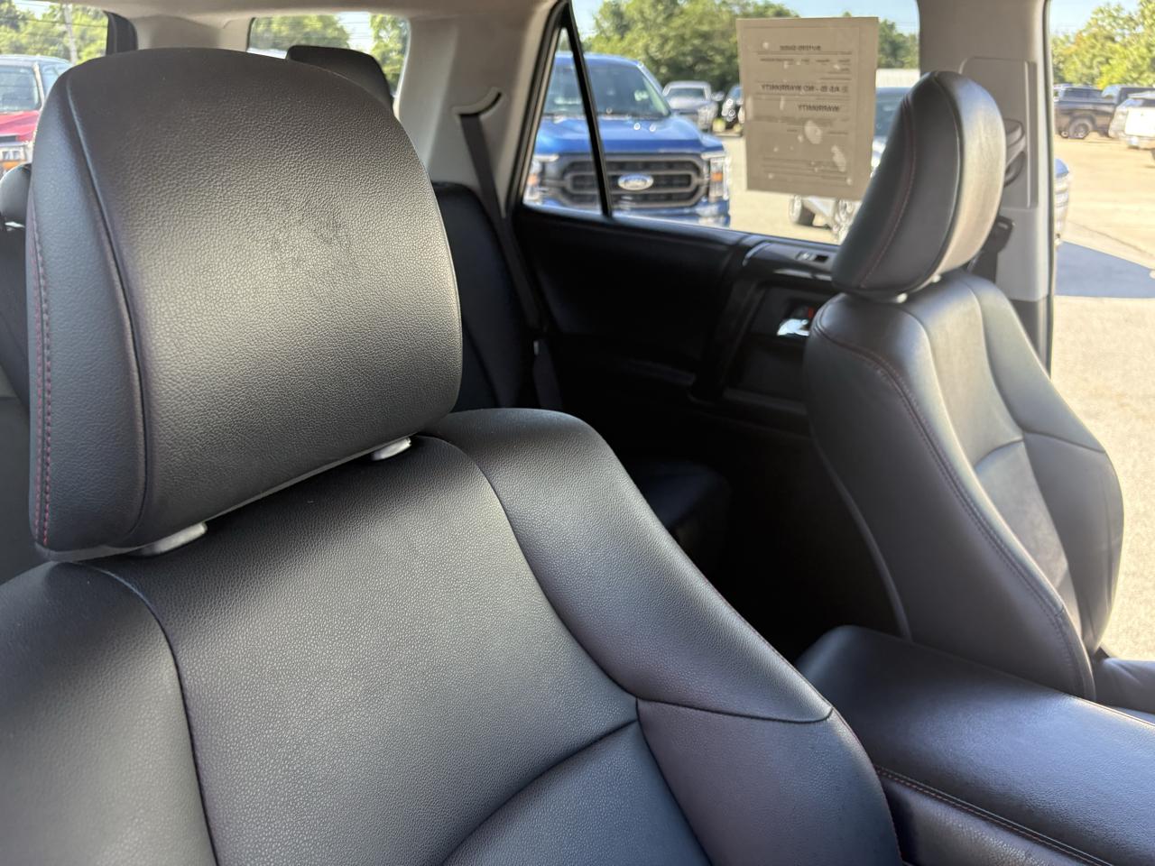 Toyota 4Runner 4WD 4dr V6 Trail Premium (Natl) 2015