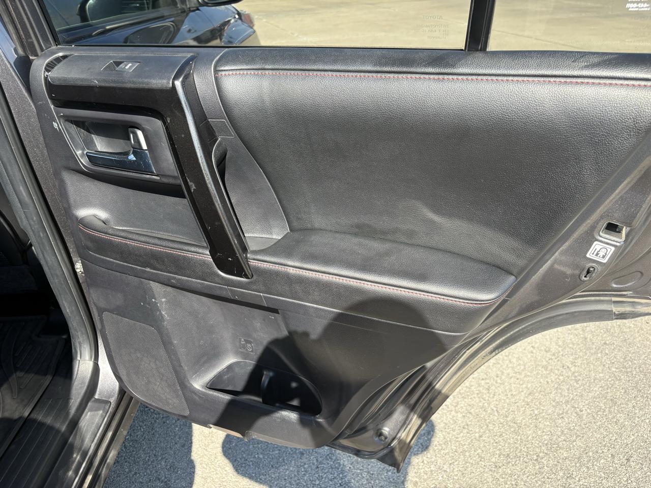 Toyota 4Runner 4WD 4dr V6 Trail Premium (Natl) 2015