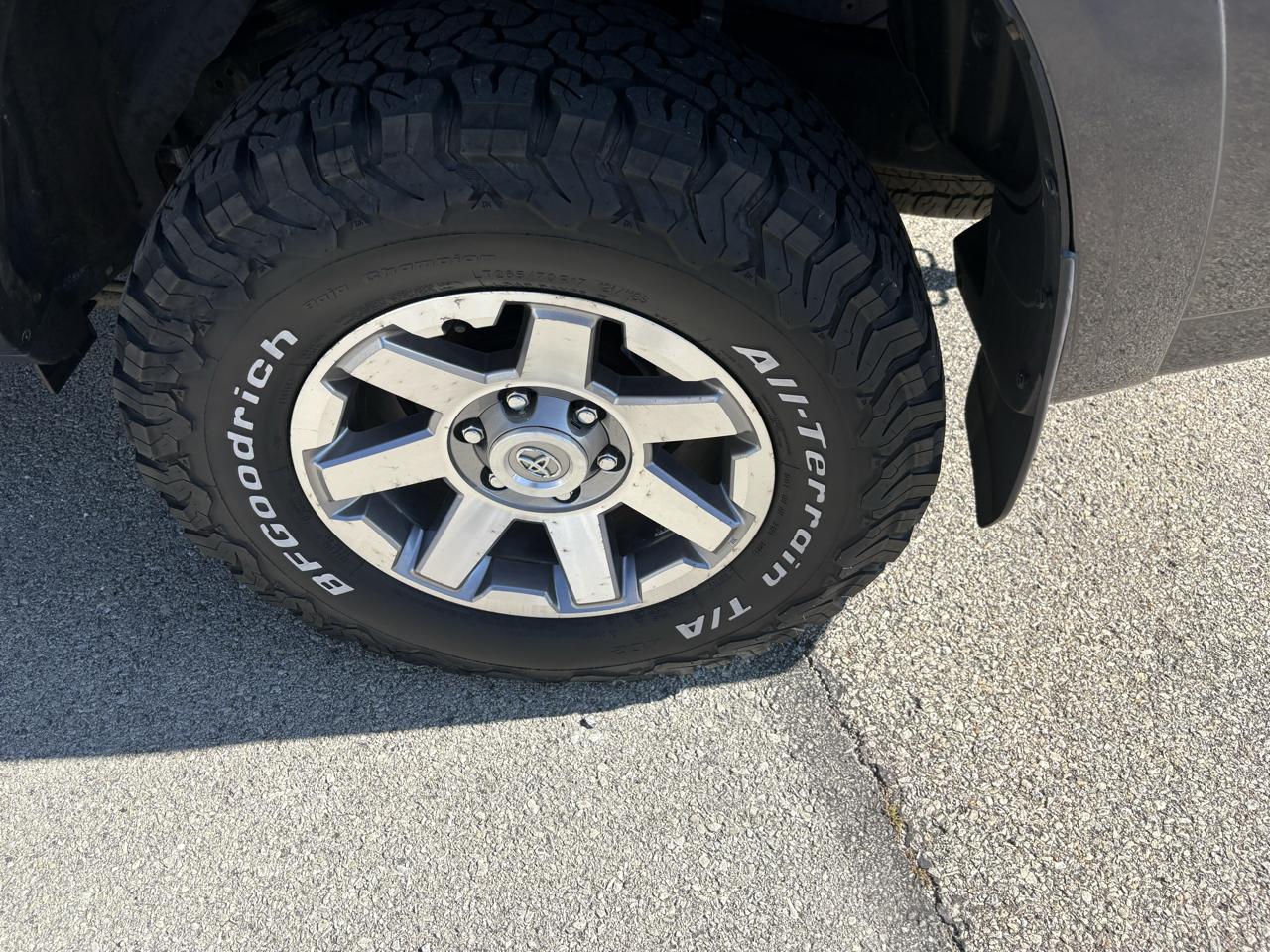 Toyota 4Runner 4WD 4dr V6 Trail Premium (Natl) 2015