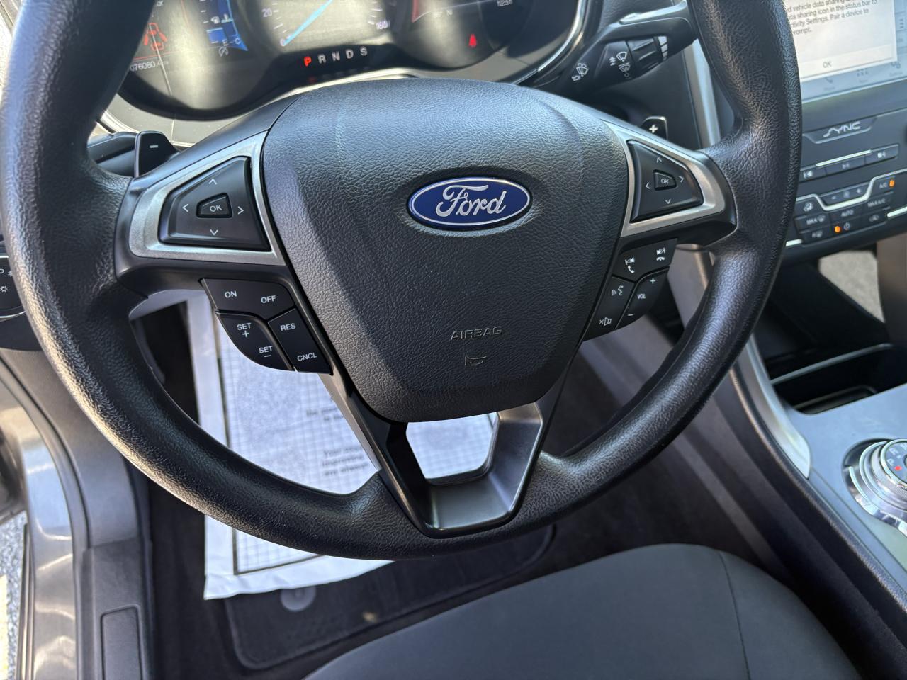 Ford Fusion SE FWD 2019