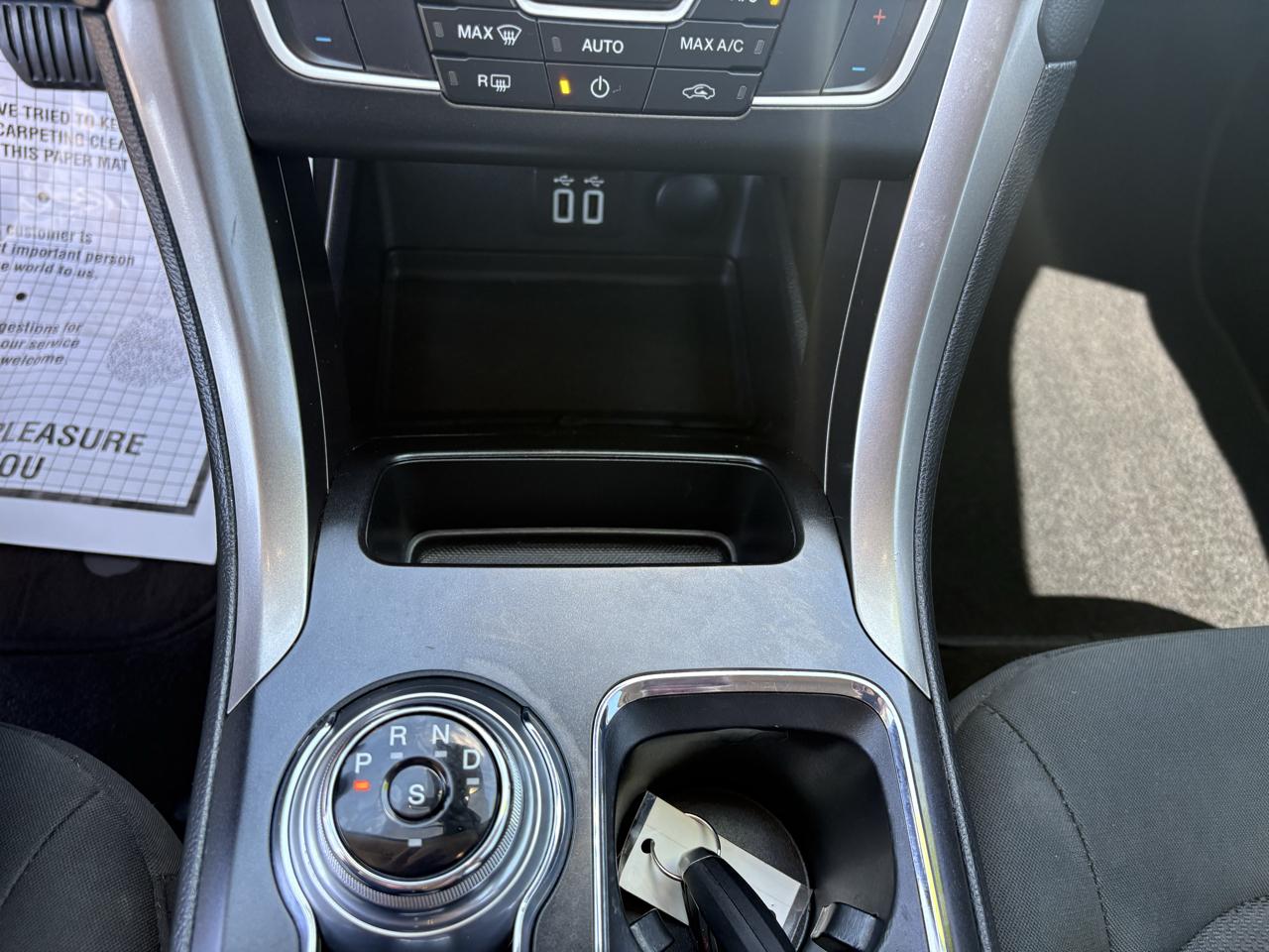 Ford Fusion SE FWD 2019