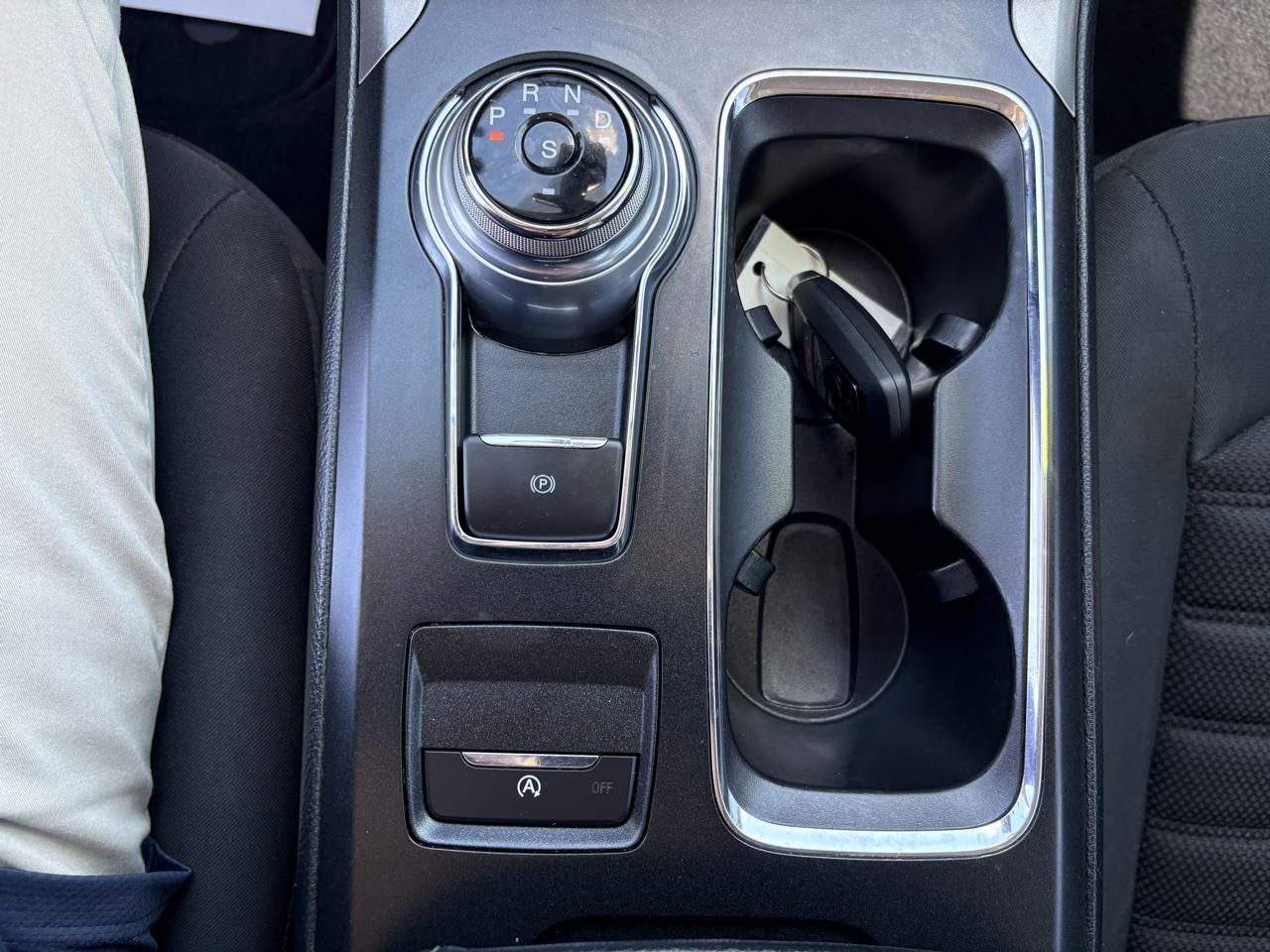 Ford Fusion SE FWD 2019